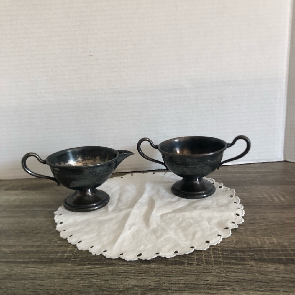 Antique 1920s Wm Rogers Cream and Sugar